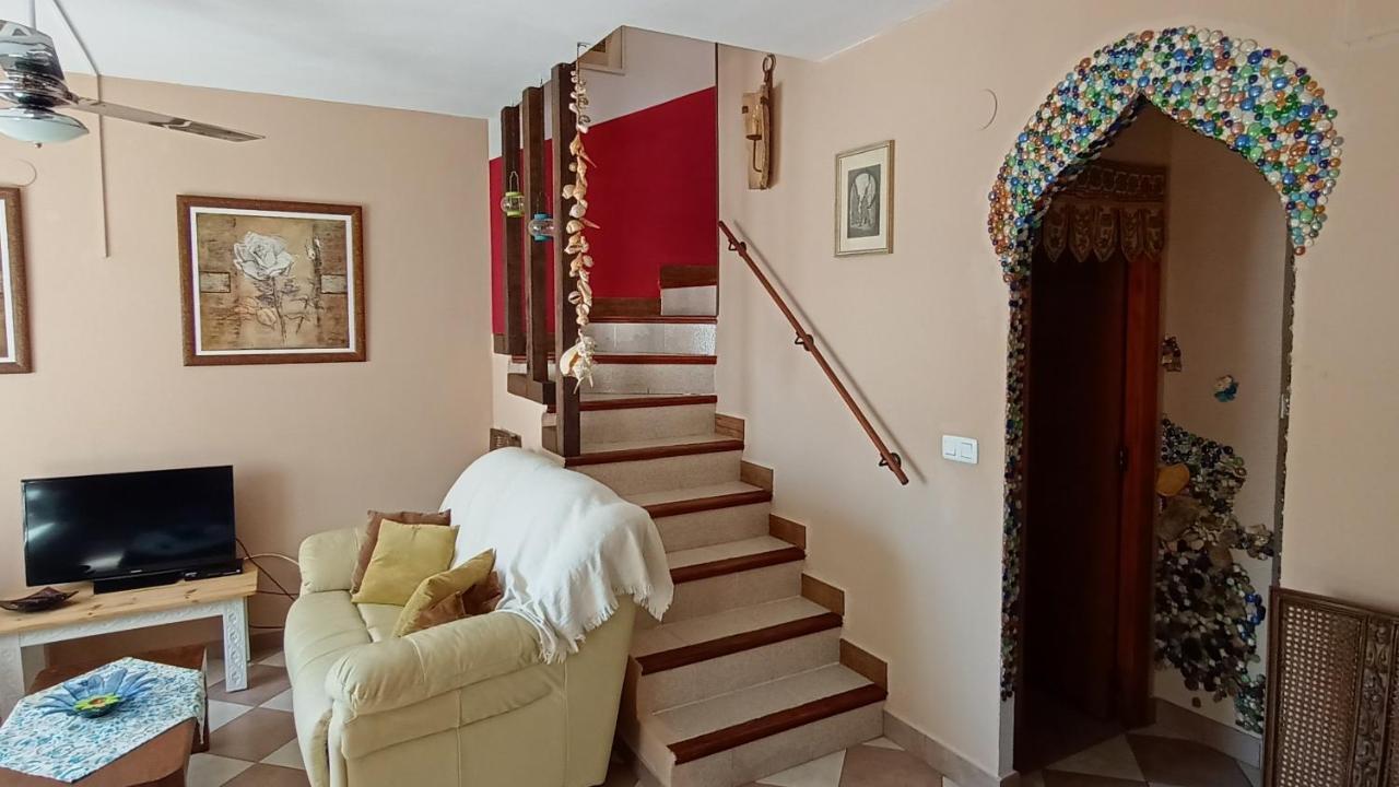 Bungalow Con Encanto, 100M2, A 800 M De La Playa El Campello Esterno foto