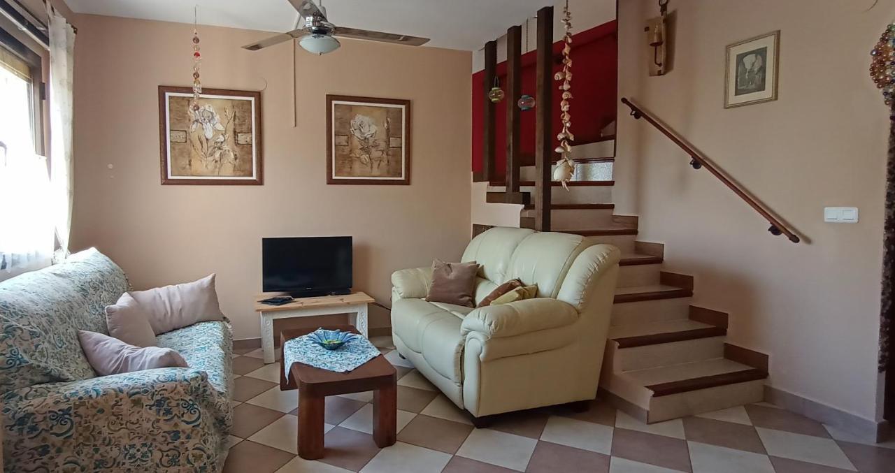 Bungalow Con Encanto, 100M2, A 800 M De La Playa El Campello Esterno foto